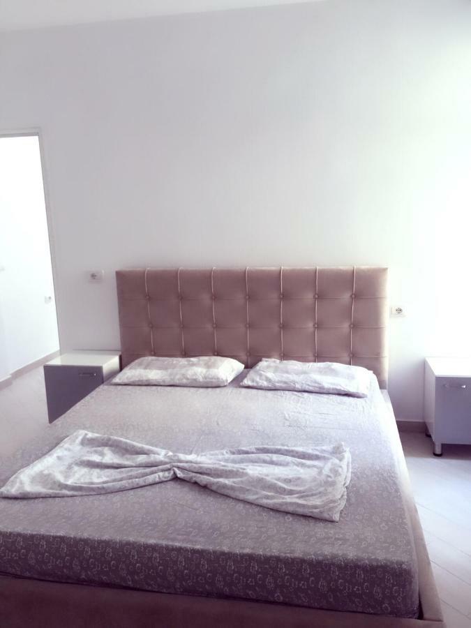 Eriola Apartament Orikum Exterior foto